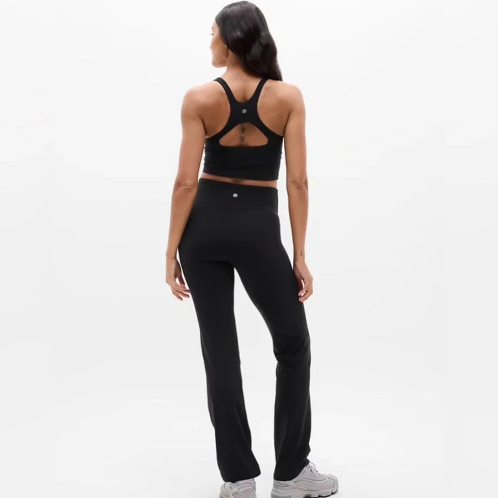 New Athleta Elation Ultra High Rise Straight Leg Pant Size Small - Picture 2 of 7